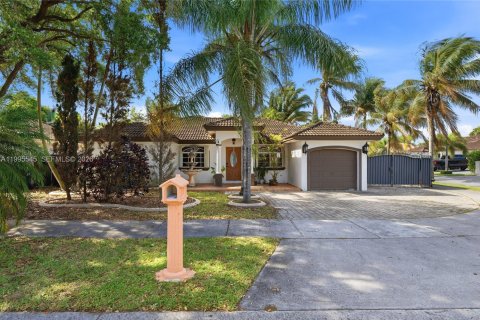 Casa en venta en Miami, Florida, 3 dormitorios, 189.06 m2 № 2058916 - foto 6