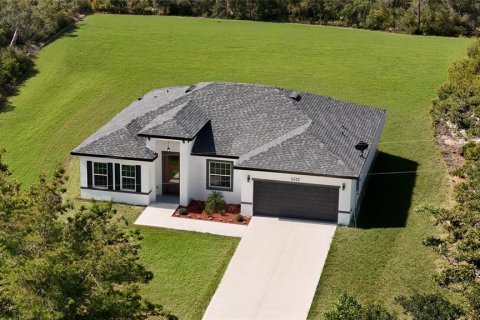 House in Ocala, Florida 3 bedrooms, 166.48 sq.m. № 2364223