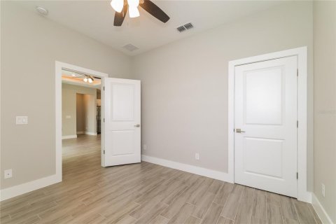 Casa en alquiler en Kissimmee, Florida, 4 dormitorios, 155.15 m2 № 1882989 - foto 11