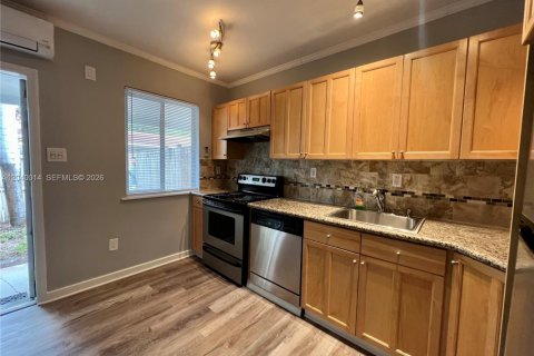 Copropriété à louer à Oakland Park, Floride: 1 chambre, 39.86 m2 № 2086178 - photo 6