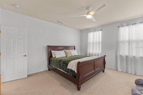House in Bradenton, Florida 5 bedrooms, 284 sq.m. № 1885713 - photo 18