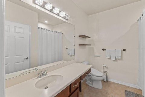 House in Bradenton, Florida 5 bedrooms, 284 sq.m. № 1885713 - photo 19