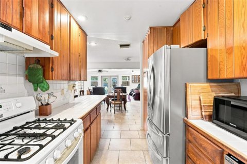 Villa ou maison à vendre à DeLand, Floride: 3 chambres, 179.12 m2 № 2312890 - photo 13