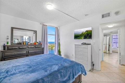 Condominio en venta en Aventura, Florida, 2 dormitorios, 106.28 m2 № 2035418 - foto 19