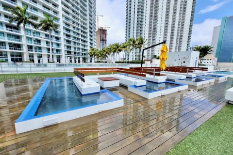Condo in Miami, Florida, 1 bedroom  № 2008228