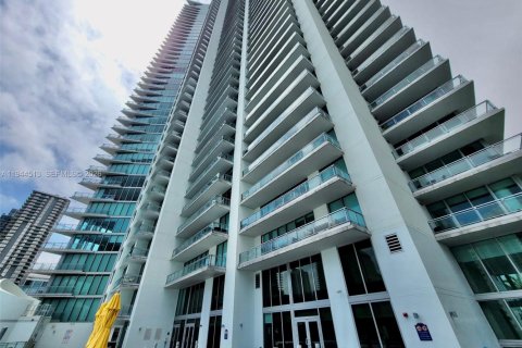 Copropriété à louer à Miami, Floride: 1 chambre, 70.05 m2 № 2008228 - photo 25