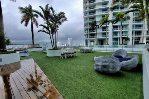 Copropriété à louer à Miami, Floride: 1 chambre, 70.05 m2 № 2008228 - photo 27