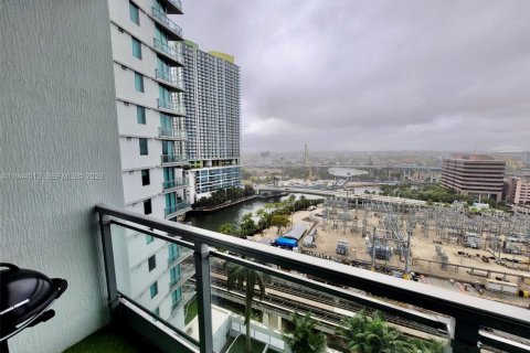 Copropriété à louer à Miami, Floride: 1 chambre, 70.05 m2 № 2008228 - photo 17