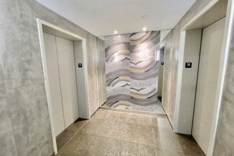 Copropriété à louer à Miami, Floride: 1 chambre, 70.05 m2 № 2008228 - photo 19