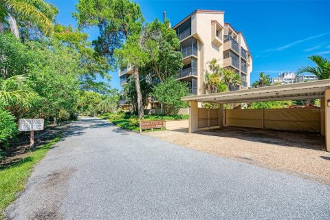 Condominio en alquiler en Sarasota, Florida, 3 dormitorios, 173.45 m2 № 926822 - foto 4