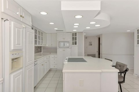 Condominio en alquiler en Sarasota, Florida, 3 dormitorios, 173.45 m2 № 926822 - foto 14