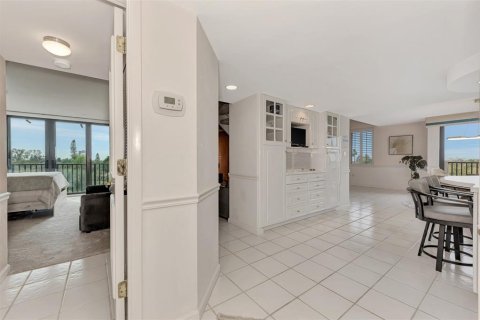 Condominio en alquiler en Sarasota, Florida, 3 dormitorios, 173.45 m2 № 926822 - foto 7