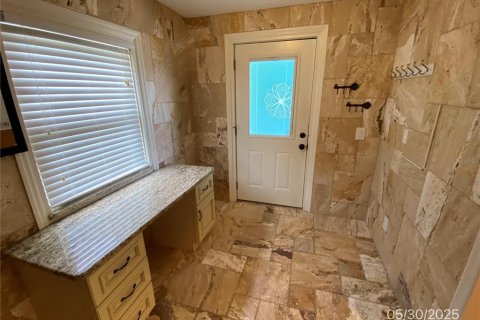 Снять в аренду виллу или дом в Деланд, Флорида 4 комнаты, 107.4м2, № 1874014 - фото 11