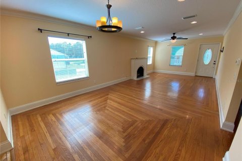 Снять в аренду виллу или дом в Деланд, Флорида 4 комнаты, 107.4м2, № 1874014 - фото 6