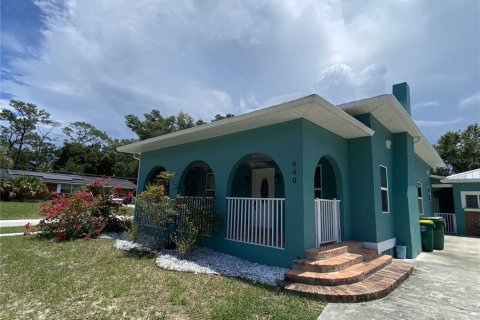 Снять в аренду виллу или дом в Деланд, Флорида 4 комнаты, 107.4м2, № 1874014 - фото 1