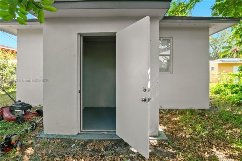Casa en venta en North Miami Beach, Florida, 3 dormitorios, 128.76 m2 № 1857485 - foto 21