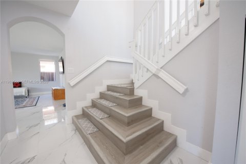 Villa ou maison à vendre à Homestead, Floride: 4 chambres, 255.67 m2 № 2042226 - photo 23