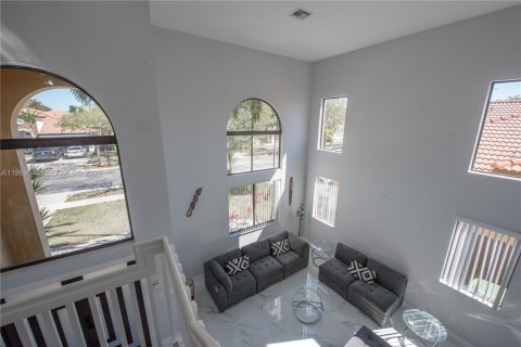 Villa ou maison à vendre à Homestead, Floride: 4 chambres, 255.67 m2 № 2042226 - photo 24