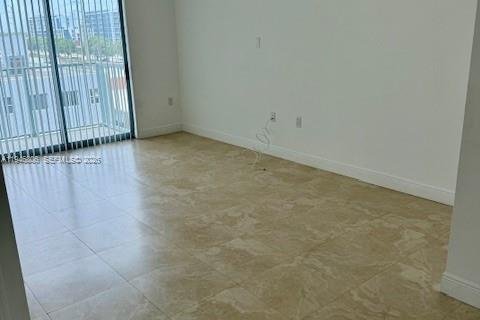 Apartment in Hollywood, Florida 3 bedrooms, 141.4 sq.m. № 2002954 - photo 7