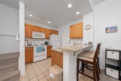 Adosado en venta en Kissimmee, Florida, 3 dormitorios, 120.4 m2 № 2236317 - foto 15