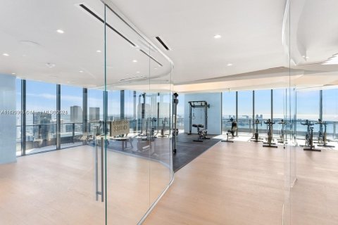 Condo in Miami, Florida, 1 bedroom  № 1705481 - photo 26