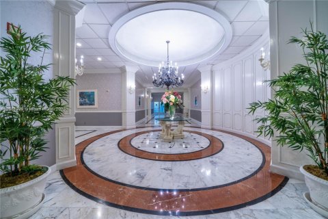 Condo in Hollywood, Florida, 2 bedrooms  № 1875359 - photo 10