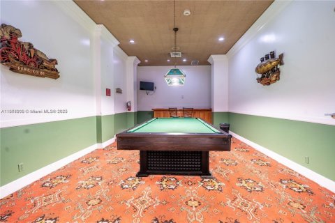 Condo in Hollywood, Florida, 2 bedrooms  № 1875359 - photo 11