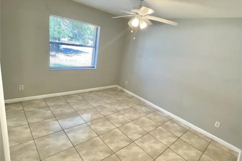 House in Kissimmee, Florida 3 bedrooms, 137.12 sq.m. № 2393743 - photo 11