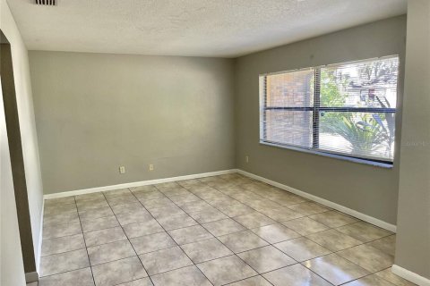 House in Kissimmee, Florida 3 bedrooms, 137.12 sq.m. № 2393743 - photo 10