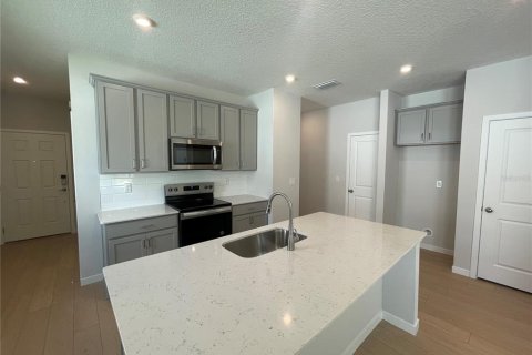 House in Palm Coast, Florida 4 bedrooms, 142.42 sq.m. № 1662062 - photo 6