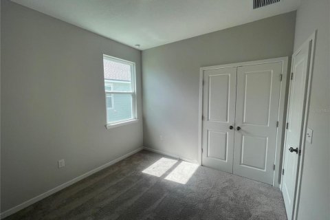 House in Palm Coast, Florida 4 bedrooms, 142.42 sq.m. № 1662062 - photo 13
