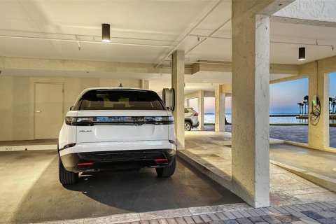 Condominio en venta en Sarasota, Florida, 2 dormitorios, 165.18 m2 № 2098726 - foto 25