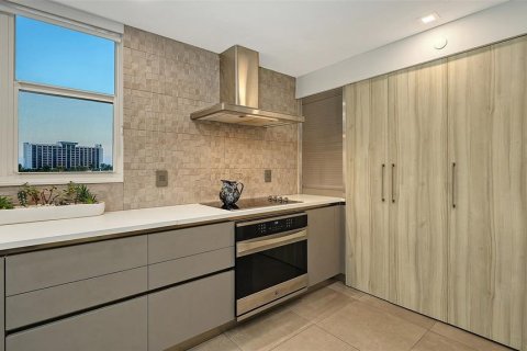 Condominio en venta en Sarasota, Florida, 2 dormitorios, 165.18 m2 № 2098726 - foto 12