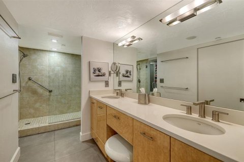 Condominio en venta en Sarasota, Florida, 2 dormitorios, 165.18 m2 № 2098726 - foto 18