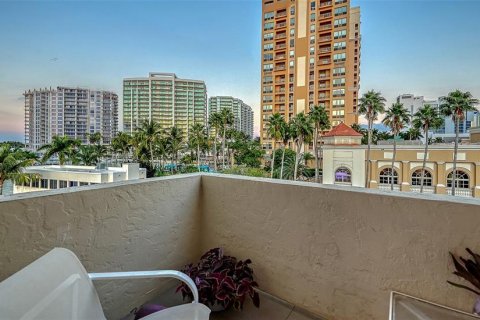 Condominio en venta en Sarasota, Florida, 2 dormitorios, 165.18 m2 № 2098726 - foto 17