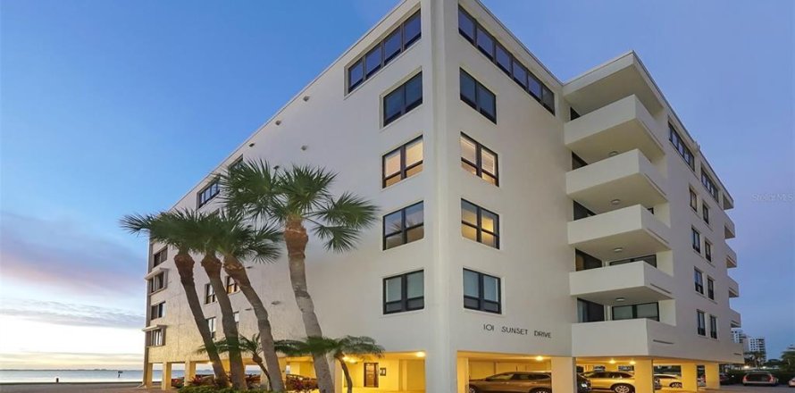 Condominio en Sarasota, Florida, 2 dormitorios  № 2098726