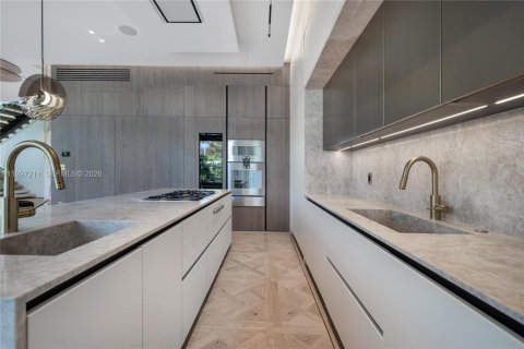 Снять в аренду виллу или дом в Майами-Бич, Флорида 5 спален, 348.38м2, № 2060605 - фото 15