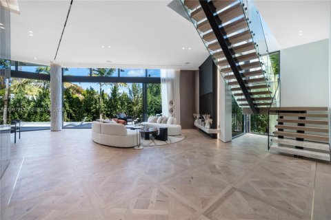 Снять в аренду виллу или дом в Майами-Бич, Флорида 5 спален, 348.38м2, № 2060605 - фото 6