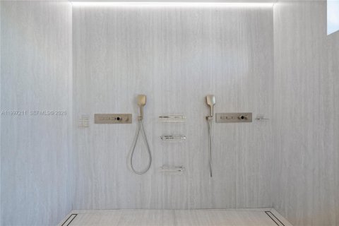 Снять в аренду виллу или дом в Майами-Бич, Флорида 5 спален, 348.38м2, № 2060605 - фото 21