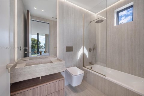 Снять в аренду виллу или дом в Майами-Бич, Флорида 5 спален, 348.38м2, № 2060605 - фото 28