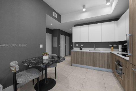 Купить кондоминиум в Майами, Флорида 1 спальня, 53.05м2, № 2088978 - фото 10