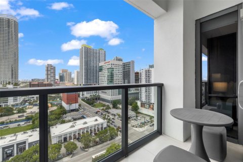 Купить кондоминиум в Майами, Флорида 1 спальня, 53.05м2, № 2088978 - фото 25