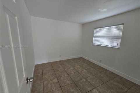 Villa ou maison à louer à Fort Lauderdale, Floride: 3 chambres, 106.65 m2 № 1940649 - photo 26