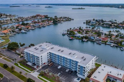 Copropriété à vendre à Clearwater, Floride: 3 chambres, 159.33 m2 № 1616899 - photo 5