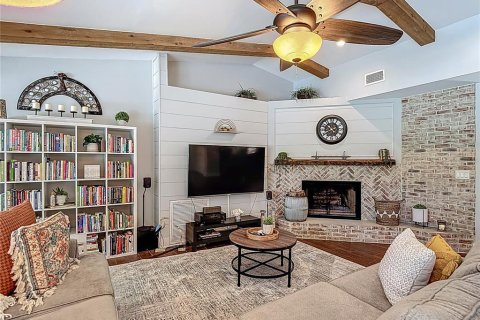 House in Tampa, Florida 3 bedrooms, 205.96 sq.m. № 1762329 - photo 14