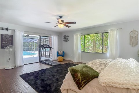 House in Tampa, Florida 3 bedrooms, 205.96 sq.m. № 1762329 - photo 26