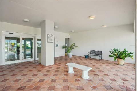 Condo in Clearwater, Florida, 3 bedrooms  № 1545883 - photo 5