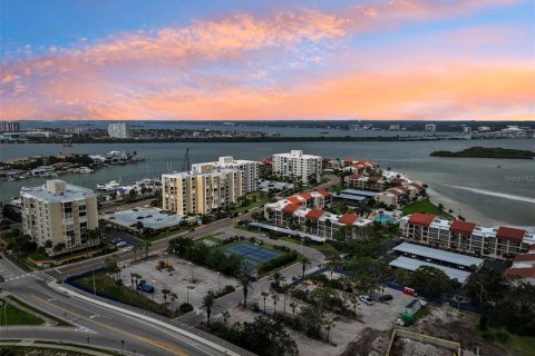 Condo in Clearwater, Florida, 3 bedrooms  № 1545883 - photo 3