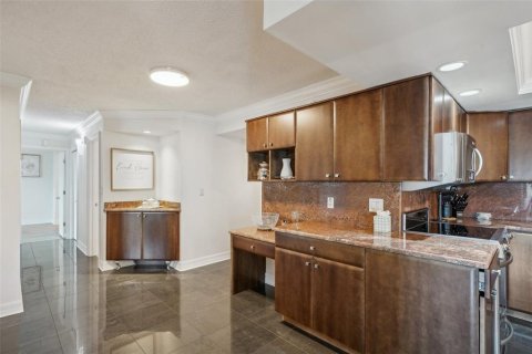 Condo in Clearwater, Florida, 3 bedrooms  № 1545883 - photo 17