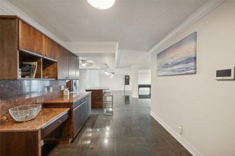 Condo in Clearwater, Florida, 3 bedrooms  № 1545883 - photo 16